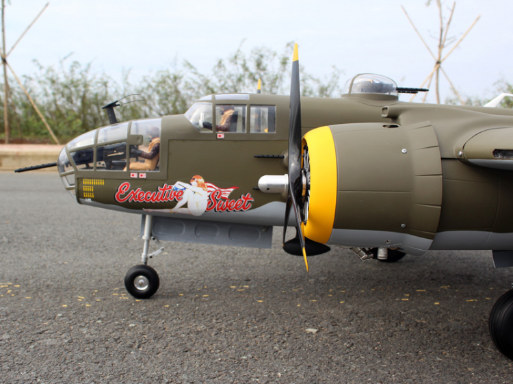 Seagull Mitchell B-25 20cc med Infällbara Landställ ARF - Bild 8