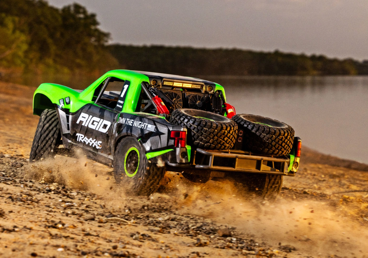 Traxxas UDR 4WD TQi TSM LED-set utan laddare & batt - Bild 6